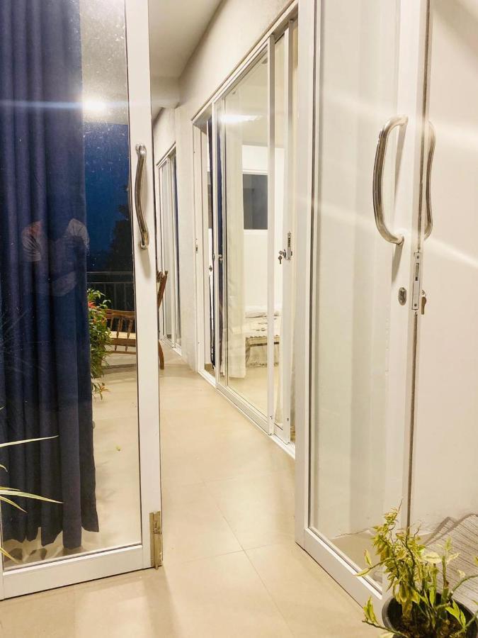 Sky Edge Homestay Канди Экстерьер фото